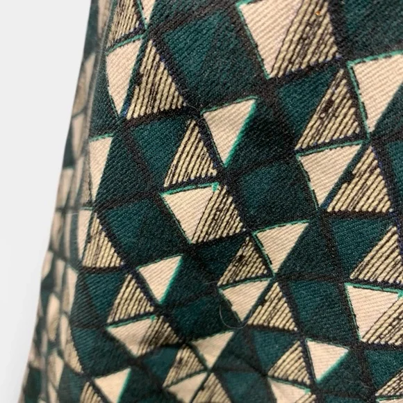 H&M Women's Leggings with Green and Cream Geometric Pattern (item#10243) - Picture 4 of 7